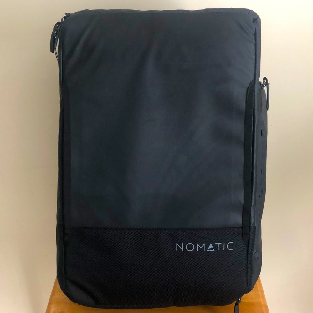 NOMATIC 30L Travel Bag (Waist Straps Included-NWT)